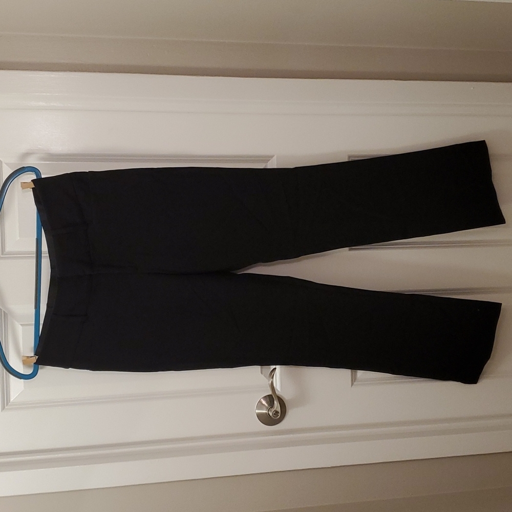 Apt 9 black dress pants, size 6
